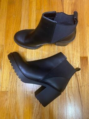 H&M Black Chelsea Block Heel Ankle Boots